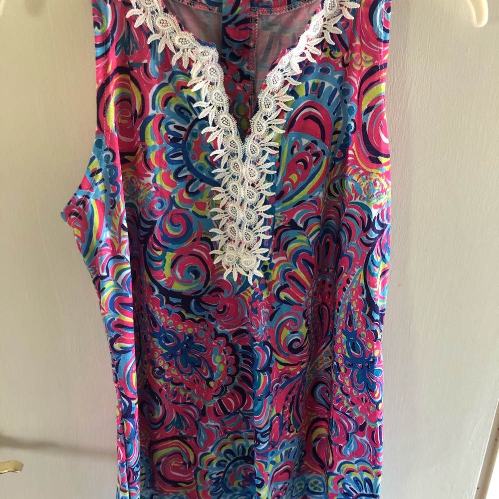 Short dress